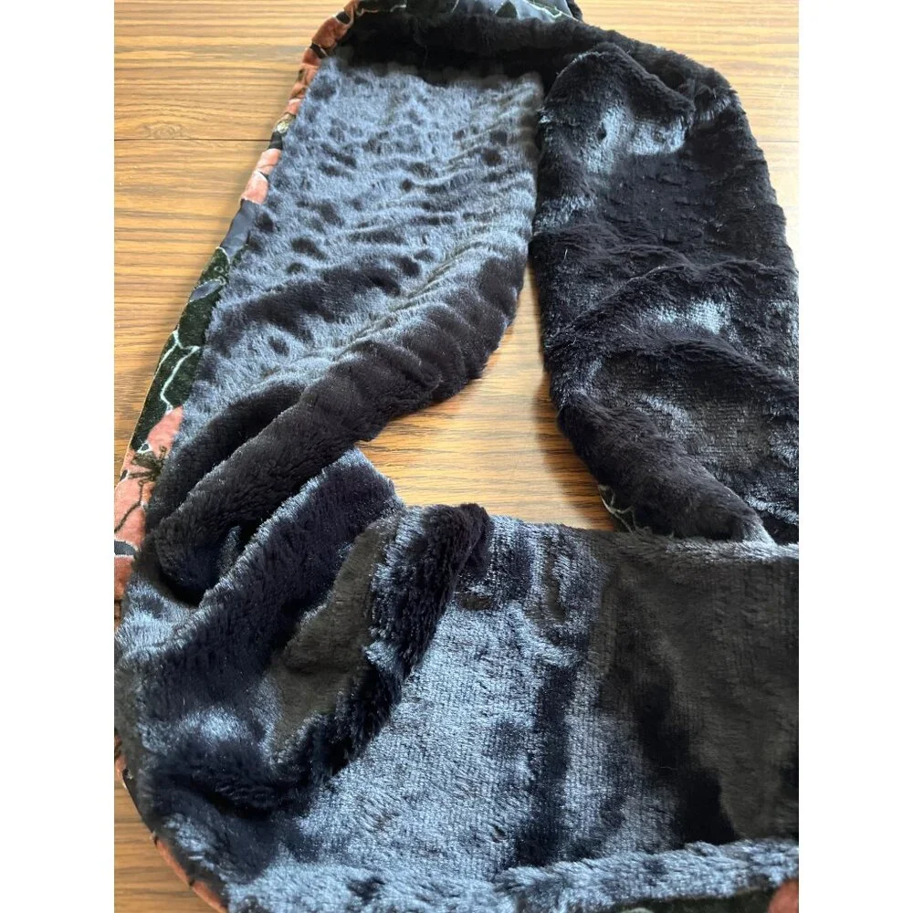 Black pink faux fur floral infinity scarf